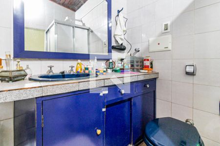 Casa à venda com 205m², 3 quartos e sem vaga Casa à venda com 205m², 3 quartos e sem vagaBanheiro Suíte