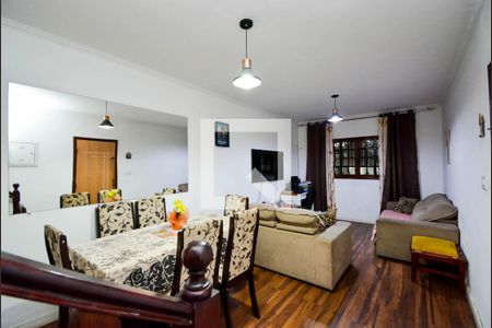 Sala de casa à venda com 3 quartos, 275m² em Jardim Flor da Montanha, Guarulhos
