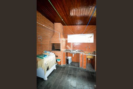 Casa à venda com 275m², 3 quartos e 4 vagasVaranda com Churrasqueira 