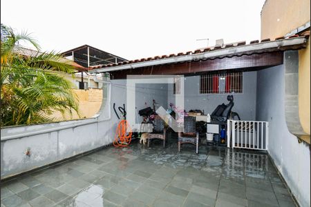 Casa à venda com 275m², 3 quartos e 4 vagasVaranda 