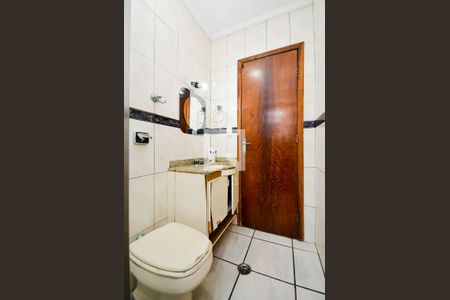 Casa à venda com 275m², 3 quartos e 4 vagasBanheiro Social 