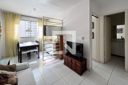 Sala de apartamento para alugar com 1 quarto, 40m² em Vila Uberabinha, São Paulo