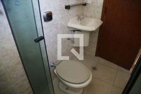 Banheiro de apartamento para alugar com 1 quarto, 20m² em Jardim Cidade Pirituba, São Paulo
