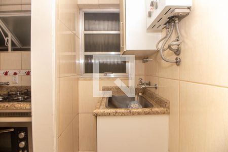 Apartamento à venda com 118m², 2 quartos e 1 vagaÁrea de Serviço