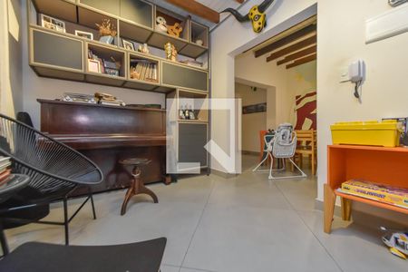 Sala de casa à venda com 3 quartos, 138m² em Bela Vista, São Paulo