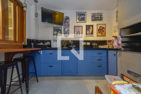 Casa à venda com 138m², 3 quartos e 1 vagaÁrea gourmet