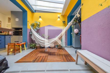 Casa à venda com 138m², 3 quartos e 1 vagaÁrea gourmet