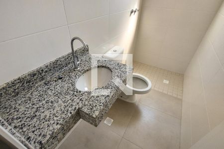 Apartamento para alugar com 79m², 2 quartos e 2 vagasBanheiro 