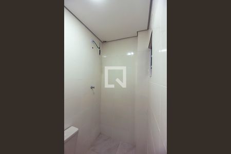 Banheiro de kitnet/studio à venda com 1 quarto, 28m² em Vila Anadir, São Paulo