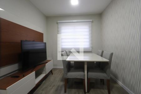 Sala e Cozinha de apartamento para alugar com 2 quartos, 40m² em Sítio da Figueira, São Paulo
