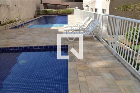 Apartamento para alugar com 40m², 2 quartos e sem vaga Apartamento para alugar com 40m², 2 quartos e sem vagaÁrea comum - Piscina