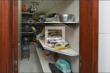 Apartamento para alugar com 400m², 4 quartos e 4 vagas Apartamento para alugar com 400m², 4 quartos e 4 vagasCozinha