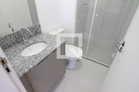 Banheiro de kitnet/studio para alugar com 1 quarto, 24m² em Vila Buarque, São Paulo