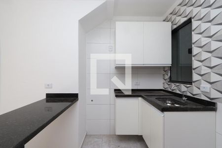 Cozinha de apartamento para alugar com 2 quartos, 39m² em Vila Carrão, São Paulo