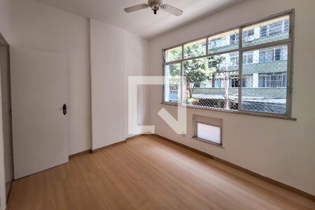 Apartamento à venda com 100m², 3 quartos e 1 vagaQuarto 2