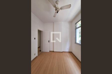 Apartamento à venda com 100m², 3 quartos e 1 vagaQuarto 2