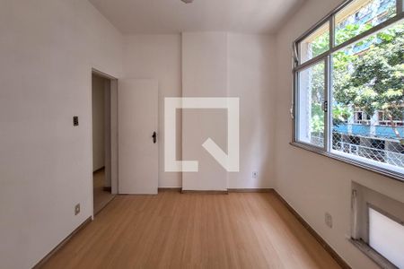 Apartamento à venda com 100m², 3 quartos e 1 vagaQuarto 2