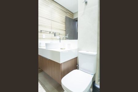 Casa de condomínio à venda com 479m², 3 quartos e 4 vagasbanheiro suite 3