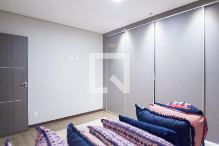 Casa de condomínio à venda com 479m², 3 quartos e 4 vagassuite 2