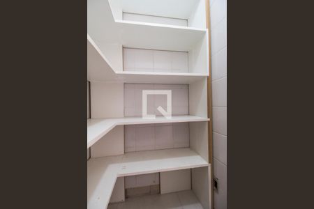 Apartamento à venda com 95m², 3 quartos e 2 vagas Apartamento à venda com 95m², 3 quartos e 2 vagasDespensa