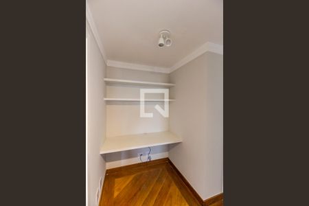Apartamento à venda com 95m², 3 quartos e 2 vagas Apartamento à venda com 95m², 3 quartos e 2 vagasEscritório