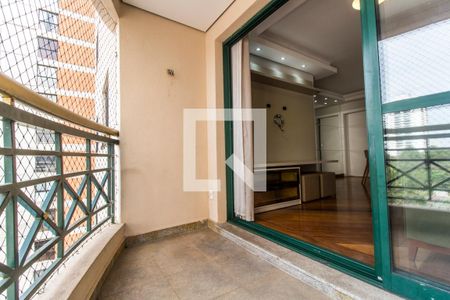 Apartamento à venda com 95m², 3 quartos e 2 vagas Apartamento à venda com 95m², 3 quartos e 2 vagasVaranda
