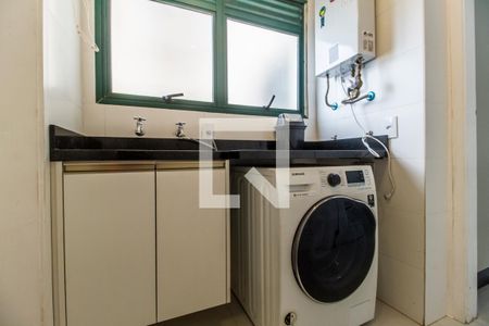 Apartamento à venda com 95m², 3 quartos e 2 vagas Apartamento à venda com 95m², 3 quartos e 2 vagasÁrea de Serviço