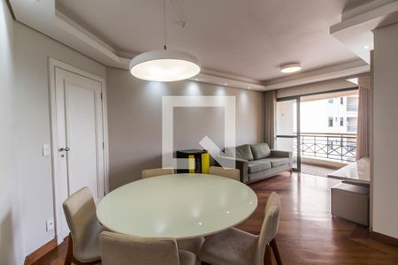 Apartamento à venda com 95m², 3 quartos e 2 vagas Apartamento à venda com 95m², 3 quartos e 2 vagasSala de Jantar