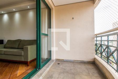 Apartamento à venda com 95m², 3 quartos e 2 vagas Apartamento à venda com 95m², 3 quartos e 2 vagasVaranda
