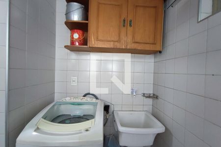 Apartamento à venda com 70m², 2 quartos e 1 vagaÁrea de Serviço