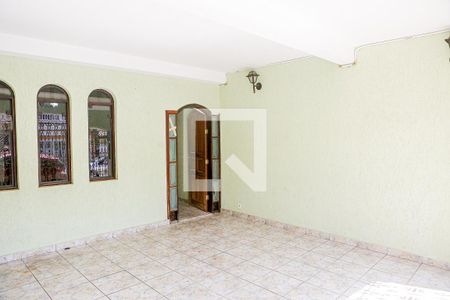 Casa à venda com 212m², 3 quartos e 2 vagas Casa à venda com 212m², 3 quartos e 2 vagasGaragem