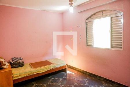 Casa à venda com 212m², 3 quartos e 2 vagas Casa à venda com 212m², 3 quartos e 2 vagasQuarto 1