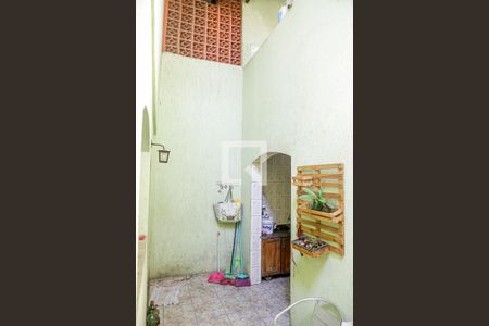 Casa à venda com 212m², 3 quartos e 2 vagas Casa à venda com 212m², 3 quartos e 2 vagasÁrea de Serviço