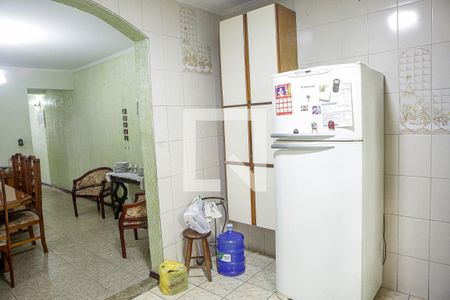 Casa à venda com 212m², 3 quartos e 2 vagas Casa à venda com 212m², 3 quartos e 2 vagasCozinha