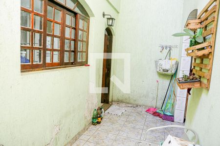 Casa à venda com 212m², 3 quartos e 2 vagas Casa à venda com 212m², 3 quartos e 2 vagasÁrea de Serviço