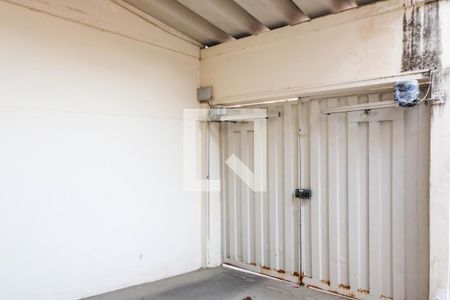 Casa à venda com 250m², 4 quartos e 2 vagas Casa à venda com 250m², 4 quartos e 2 vagasÁrea Externa