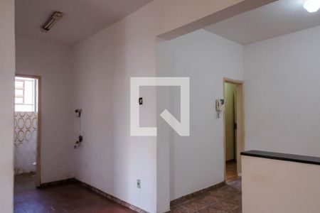 Casa à venda com 250m², 4 quartos e 2 vagas Casa à venda com 250m², 4 quartos e 2 vagasCozinha
