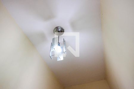 Casa à venda com 250m², 4 quartos e 2 vagas Casa à venda com 250m², 4 quartos e 2 vagasCorredor