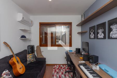 Dormitório de apartamento à venda com 2 quartos, 75m² em Bela Vista, Porto Alegre