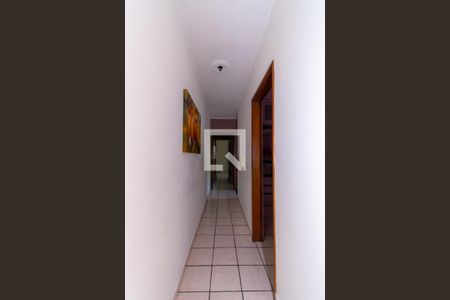 Corredor de casa à venda com 3 quartos, 149m² em Vila Antonieta, São Paulo