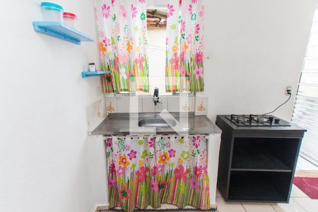 Cozinha de apartamento para alugar com 1 quarto, 35m² em Vila Nivi, São Paulo