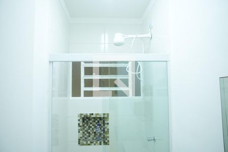 Banheiro de kitnet/studio para alugar com 1 quarto, 33m² em Parque São George, Cotia