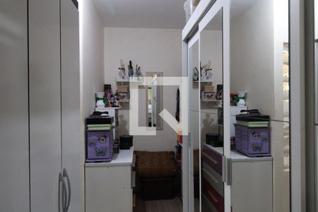 Closet de casa à venda com 3 quartos, 215m² em Vila Guilhermina, São Paulo