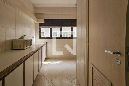 Área de serviço de apartamento para alugar com 2 quartos, 83m² em Balneario Cidade Atlantica, Guarujá