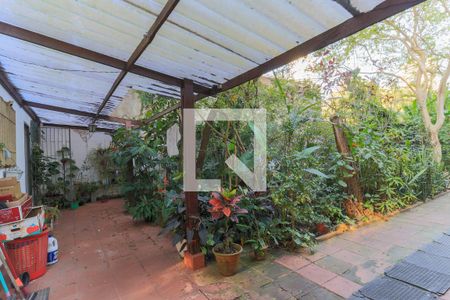 Casa à venda com 158m², 4 quartos e 3 vagasQuintal