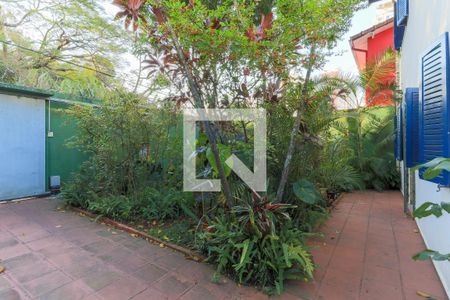 Casa à venda com 158m², 4 quartos e 3 vagasQuintal