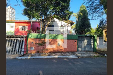 Casa à venda com 158m², 4 quartos e 3 vagasFachada