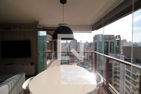 Varanda da Sala de apartamento à venda com 1 quarto, 47m² em Vila Nova Conceição, São Paulo