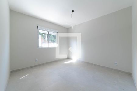 Casa à venda com 120m², 3 quartos e 4 vagasSuíte