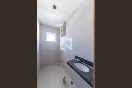 Casa à venda com 120m², 3 quartos e 4 vagasBanheiro da Suíte